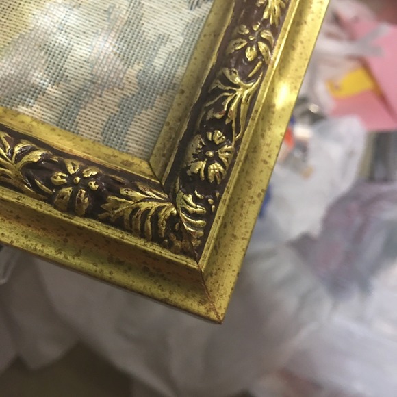 Vintage Tapestry Angels Crowing Glory Gold Frame 10.5"x10.5" - Picture 7 of 8